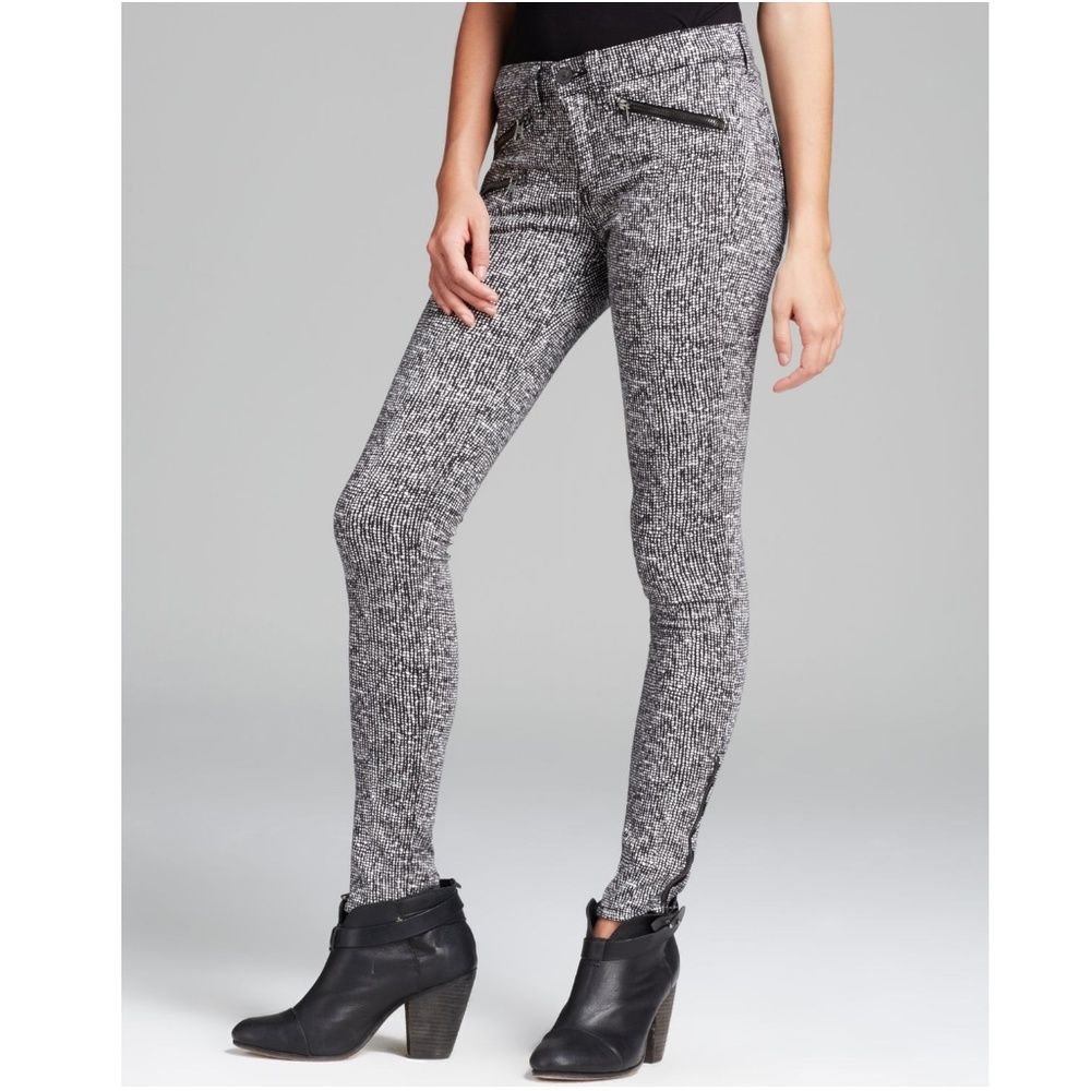 rag & bone Zip Detail Denim Leggings in Linton